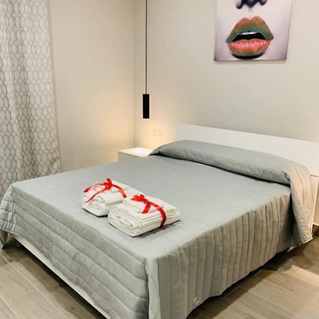 Mazzini Home Cosenza Buitenkant foto